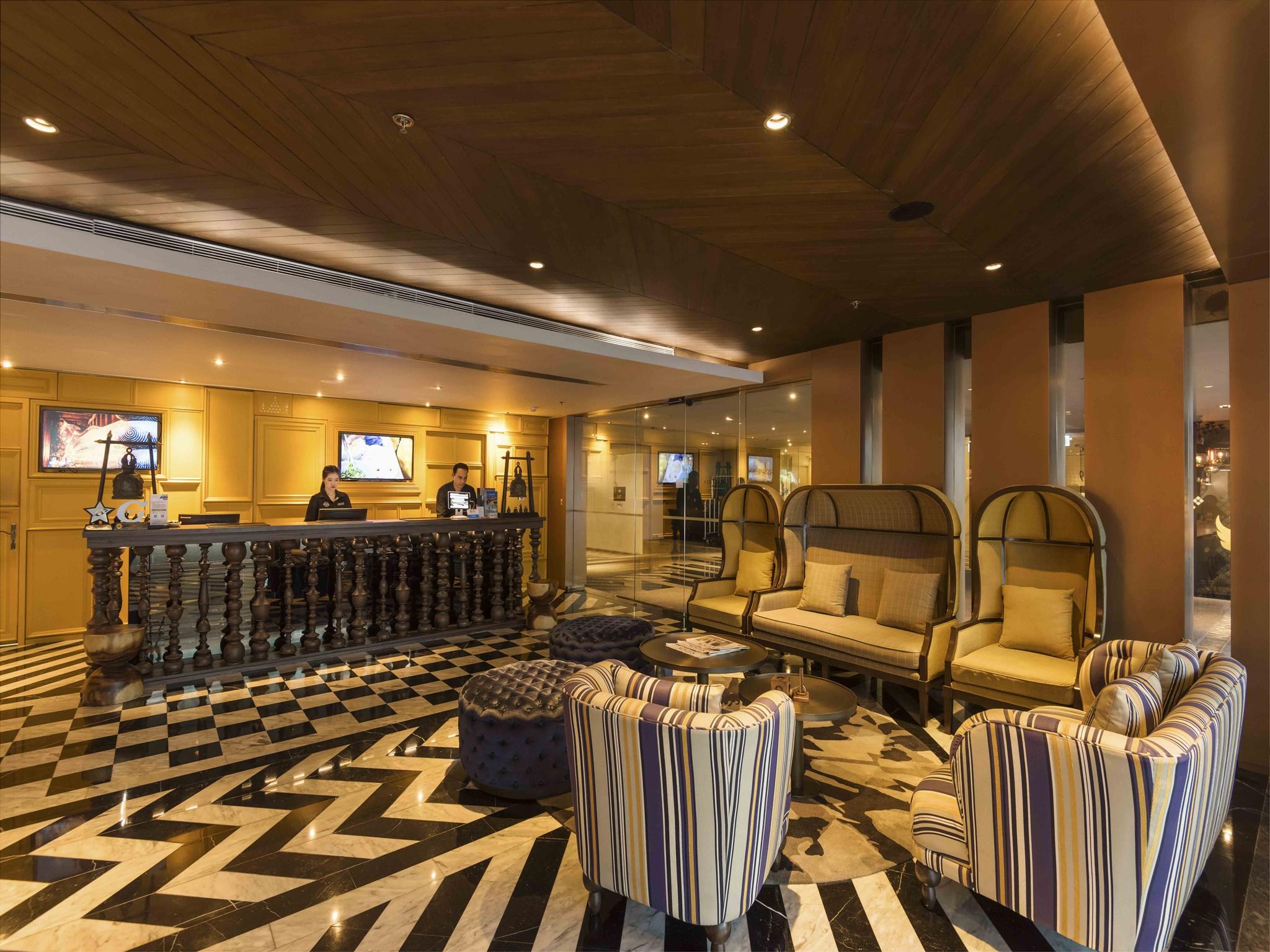 Maitria Hotel Sukhumvit 18 Bangkok - A Chatrium Collection Exterior foto