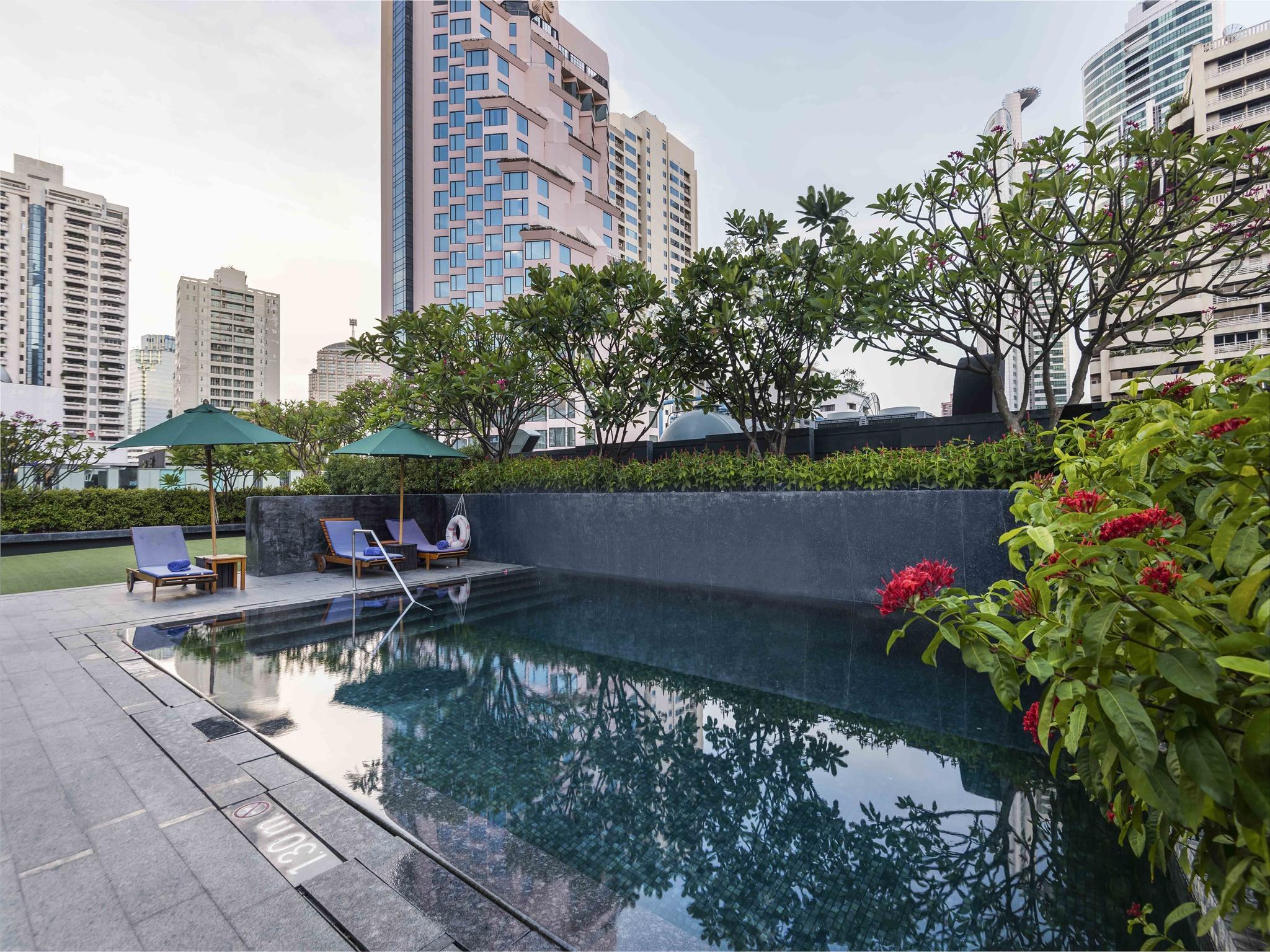 Maitria Hotel Sukhumvit 18 Bangkok - A Chatrium Collection Exterior foto