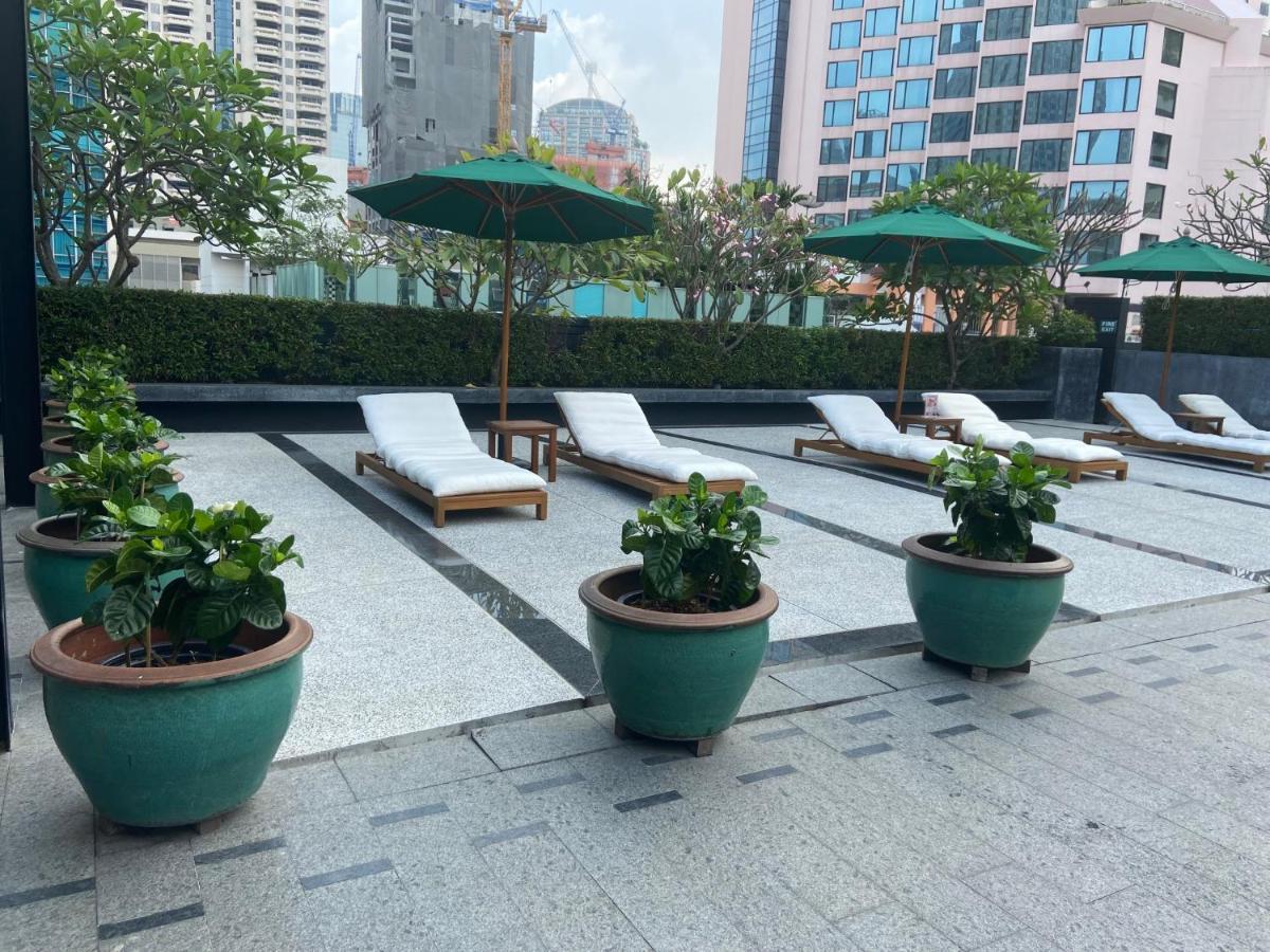 Maitria Hotel Sukhumvit 18 Bangkok - A Chatrium Collection Exterior foto